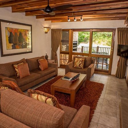 Phala Chalet No 236B Hazyview Luaran gambar